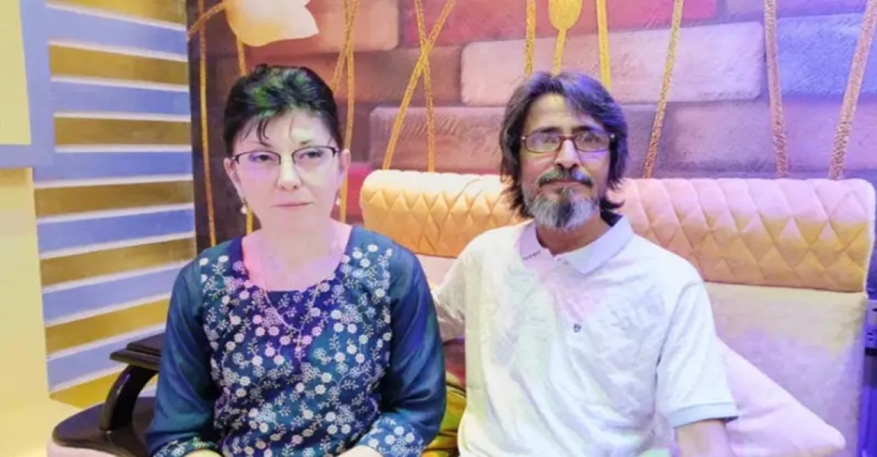 প্রেমের টানে কুমিল্লায় ইউক্রেনের নারী!